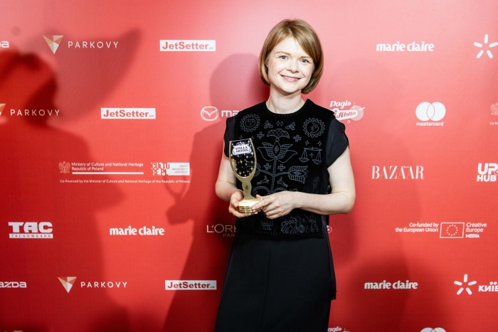 Катерина Сахарнова з нагородою Stella Awards